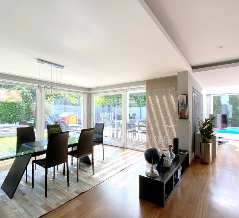 DEBUT ILLKIRCH SUPERBE MAISON CONTEMPORAINE 266 M² AVEC PISCINE ET GARAGE DOUBLE