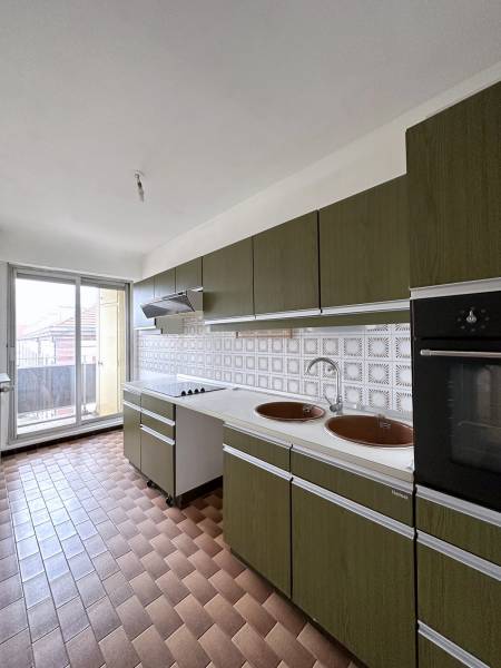 VENDU – STRASBOURG KRUTENAU – ETAGE ELEVE - VUE DEGAGEE – ASCENSEUR – LUMINEUX APPARTEMENT 2 PIECES 51,62 M² + 2 BALCONS