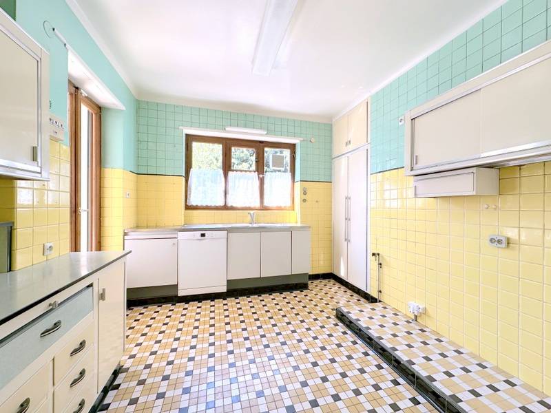 SOUS OFFRE - STRASBOURG ORANGERIE – PROX PARC – EMPLACEMENT EXCEPTIONNEL  - MAISON 7 PIECES – CLIMATISATION - JARDIN -– GARAGES -