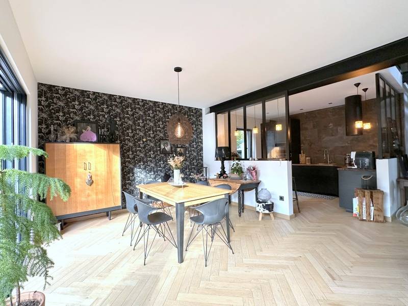 SOUS OFFRE - ROBERTSAU – AU CALME - MAISON 150 M² ENTIEREMENT RENOVEE – JARDIN SANS VIS-A-VIS - STATIONNEMENTS – LOCAL VELOS