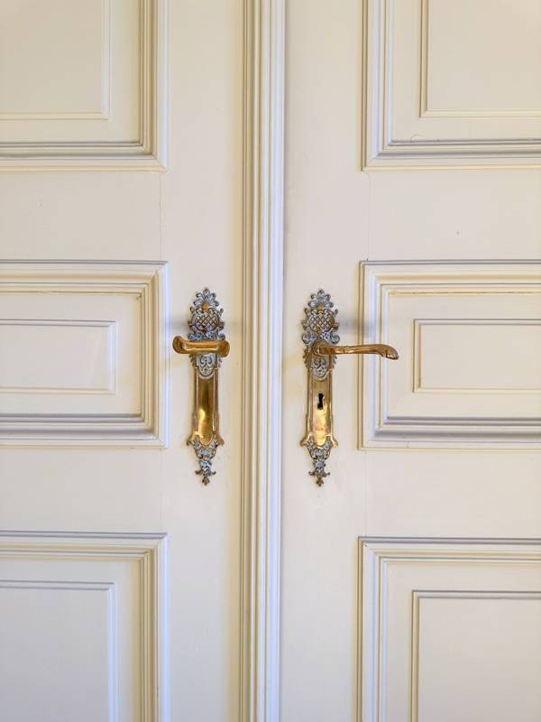 STRASBOURG – ORANGERIE – HOTEL PARTICULIER FIN 19ème – 400 m² - 14 PIECES - JARDIN – GARAGE