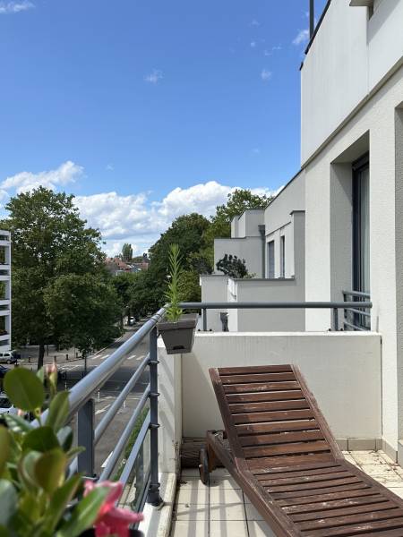 VENDU - STRASBOURG – ORANGERIE BON PASTEUR VUE PARC ORANGERIE ET PLAN D’EAU – ETAGE ELEVE – BEL APPARTEMENT 4 PIECES AVEC TERRASSES 31 M² - CAVE ET GARAGE -