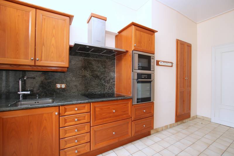 NOUVEAU PRIX - STRASBOURG - HYPER CENTRE – APPARTEMENT BOURGEOIS 187 m² - ASCENSEUR - BALCON