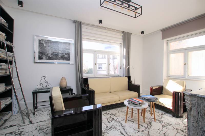 VENDU - EXCEPTIONNEL – STRASBOURG - TIVOLI - AU BORD DE L’EAU AVEC PONTON - MAISON ANNEES 30 - 263 M² - SANS VIS A VIS - GARAGE