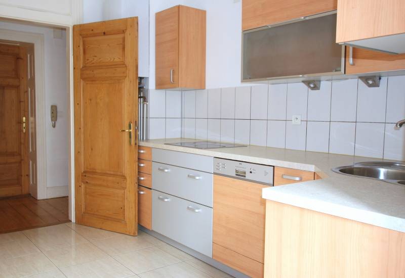 LOUE - STRASBOURG ORANGERIE – RUE GEILER – APPARTEMENT 3 PIECES – 66 m² – CHAUDIERE ET FENETRES NEUVES