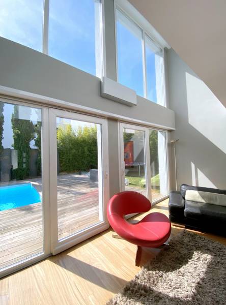 DEBUT ILLKIRCH SUPERBE MAISON CONTEMPORAINE 266 M² AVEC PISCINE ET GARAGE DOUBLE