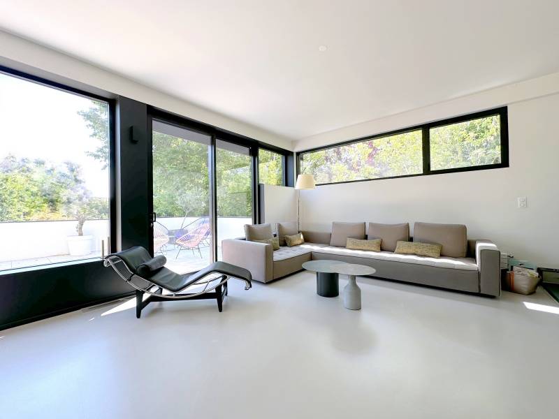 DEBUT ROBERTSAU - MAISON D’ARCHITECTE 259 M² -  TERRAIN 7,72 ARES -PISCINE-JACUZZI – 3 GARAGES