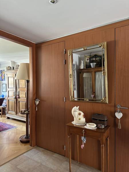 EXCLUSIVITE - CENTRE VILLE - DERNIER ETAGE SUPERBE APPARTEMENT 181 M² AVEC TERRASSE 17 M² ET ASCENSEUR PRIVATIF – STATIONNEMENT