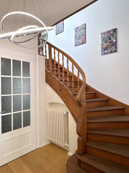 VENDU - STRASBOURG – ORANGERIE – MAISON DE VILLE ANNEES 30 AVEC PISCINE – DPE C - ENTIEREMENT RENOVEE – 217 M² - GRAND SOUS-SOL 55 M²-  GARAGE -