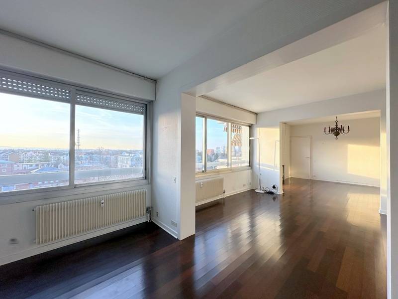 STRASBOURG - ORANGERIE PROX. PARC ET INSTITUTIONS EUROPEENNES – SUPERBE APPARTEMENT EN ETAGE ELEVE – 5 PIECES – 134 M² –  TERRASSE – VUE DEGAGEE - GARAGE