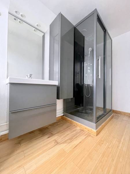 VENDU - STRASBOURG - NEUDORF – Appartement 2 pièces 54 m² - Terrasse 16 m² - ascenseur accessible plain-pied - parking