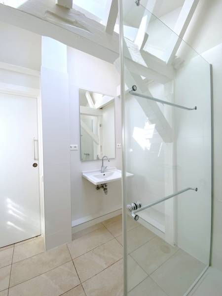 STRASBOURG - ORANGERIE – DERNIER ETAGE APPARTEMENT CLIMATISE 5 PIECES 109 M² TERRASSE 39 M² POSS. GARAGE