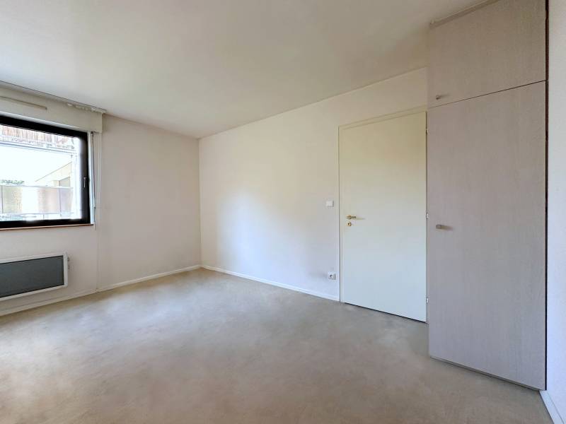 VENDU - NOUVEAU PRIX - STRASBOURG – ORANGERIE PROX. PARC - ETAGE ELEVE – ACCES PMR - APPARTEMENT 5 PIECES AVEC TERRASSES 19 M² - CAVE ET GARAGE