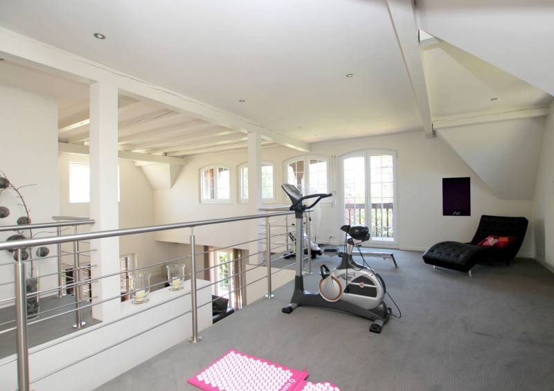 KOCHERSBERG PROX. TRUCHTERSHEIM MAGNIFIQUE PROPRIETE 360 M² TERRAIN 27 ARES