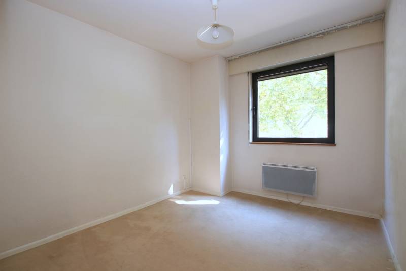 VENDU - NOUVEAU PRIX - STRASBOURG – ORANGERIE PROX. PARC - ETAGE ELEVE – ACCES PMR - APPARTEMENT 5 PIECES AVEC TERRASSES 19 M² - CAVE ET GARAGE