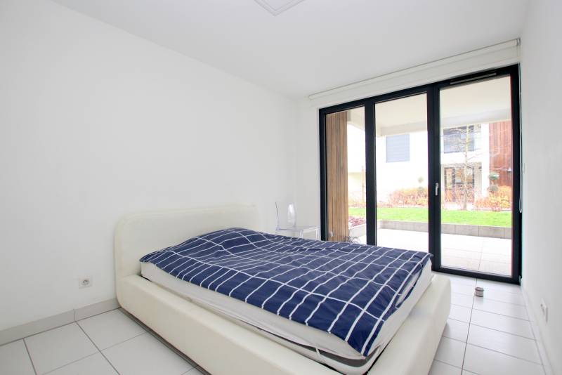 LOUE - STRASBOURG – QUARTIER DES QUINZE – APPARTEMENT 65 M² AVEC 200 M² DE JARDIN – GARAGE