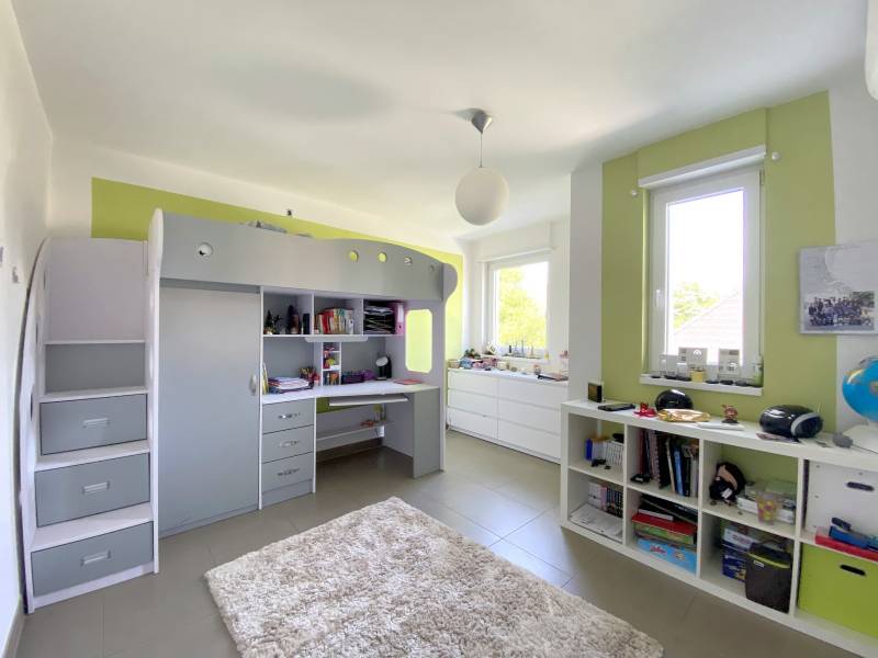 DEBUT ILLKIRCH SUPERBE MAISON CONTEMPORAINE 266 M² AVEC PISCINE ET GARAGE DOUBLE