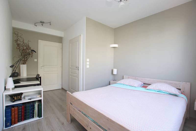 LOUE - STRASBOURG ORANGERIE – DERNIER ETAGE - RUE DU BON PASTEUR - APPARTEMENT 6 PIECES – CLIMATISATION - TERRASSE 50 m² – GARAGE DOUBLE– CAVE