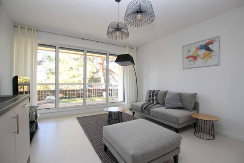 STRASBOURG CONTADES – RUE ERWIN – AU CALME – APPARTEMENT MEUBLE – 2 PIECES 58 M² - 2 BEAUX BALCONS – PARKING