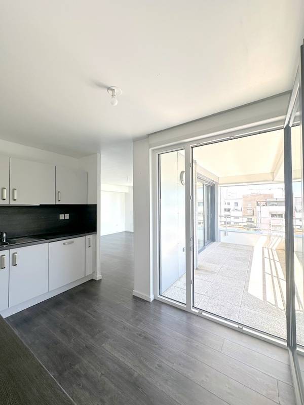 LOUE - STRASBOURG NEUDORF - PROX. PLACE DE L’ETOILE – AU CALME SUR PARC- GRAND APP. 3 PIECES 67,48 m² TERRASSE ET PARKING