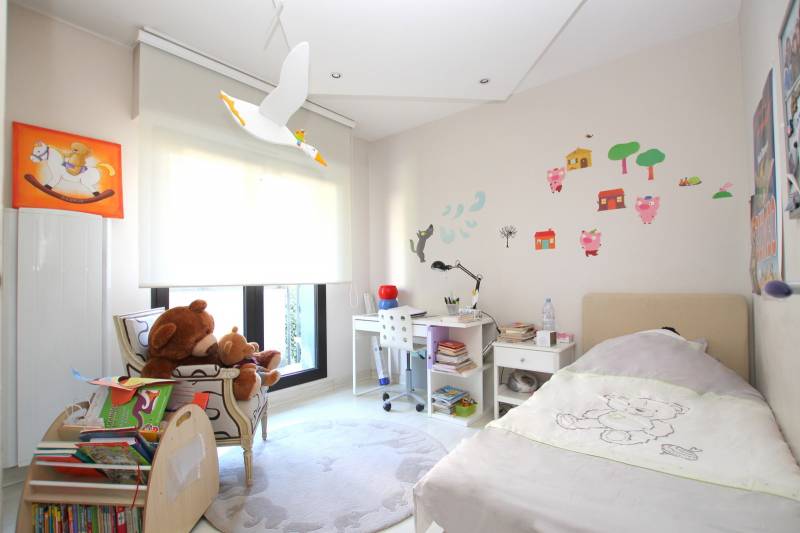 VENDU - Rare superbe appartement avec jardin suspendu de 200m²