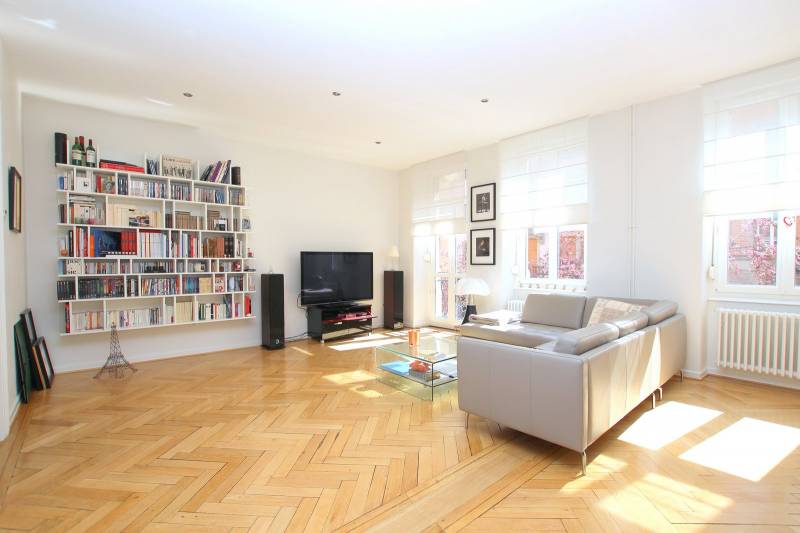 VENDU - Rare Orangerie dans un immeuble bourgeois, 5 pièces avec TERRASSE 32 m²