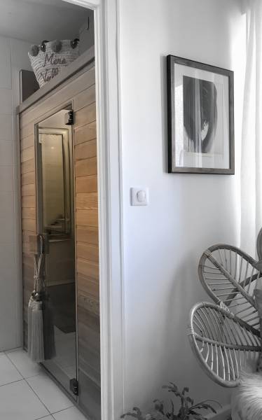 dégagement salle d'eau / sauna