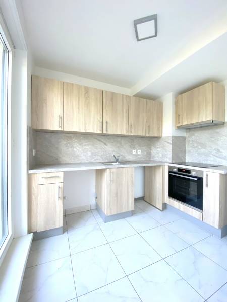 STRASBOURG – ORANGERIE BON PASTEUR –  SUPERBE 2 PIECES VUE EAU – TERRASSE 20 M²- GARAGE - CAVE