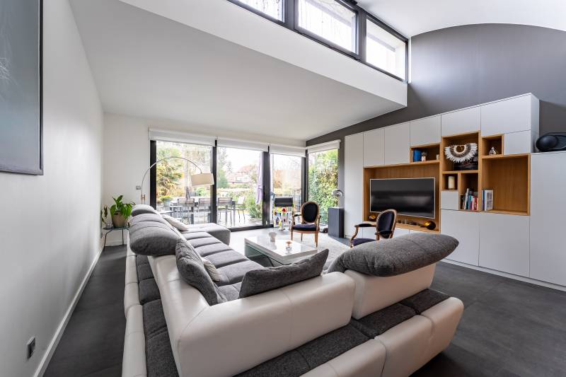 DEBUT ROBERTSAU – AU CALME - APPARTEMENT 172 M² JARDIN PRIVATIF AVEC PISCINE CHAUFFEE – DPE C